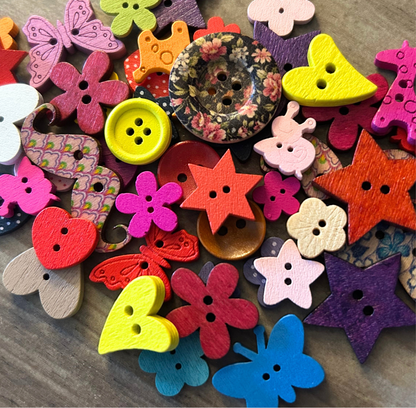 Super Cute Randomly Mixed Buttons - 10 - 35mm / 45 pieces